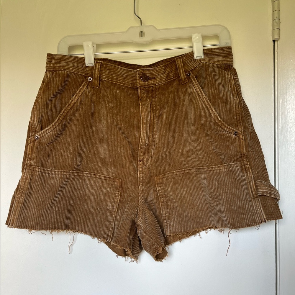 BDG cutoff carpenter shorts, size 30